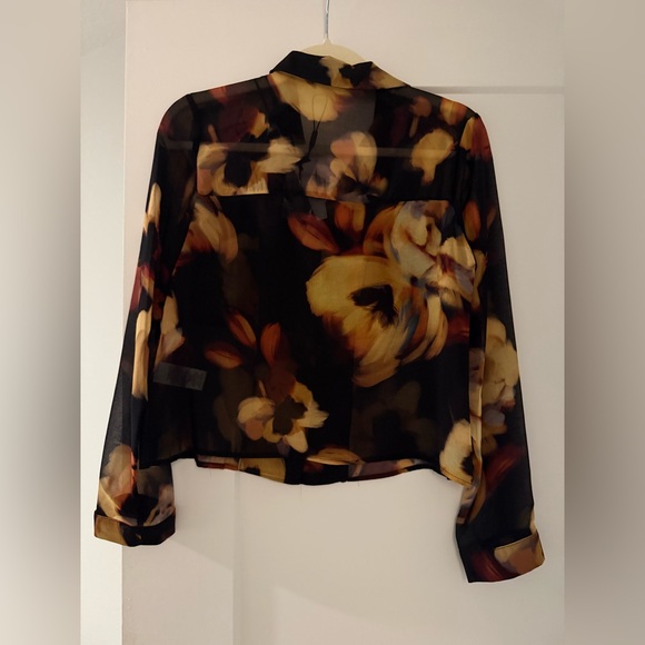 Elite Tahari Floral Blouse - Picture 4 of 5